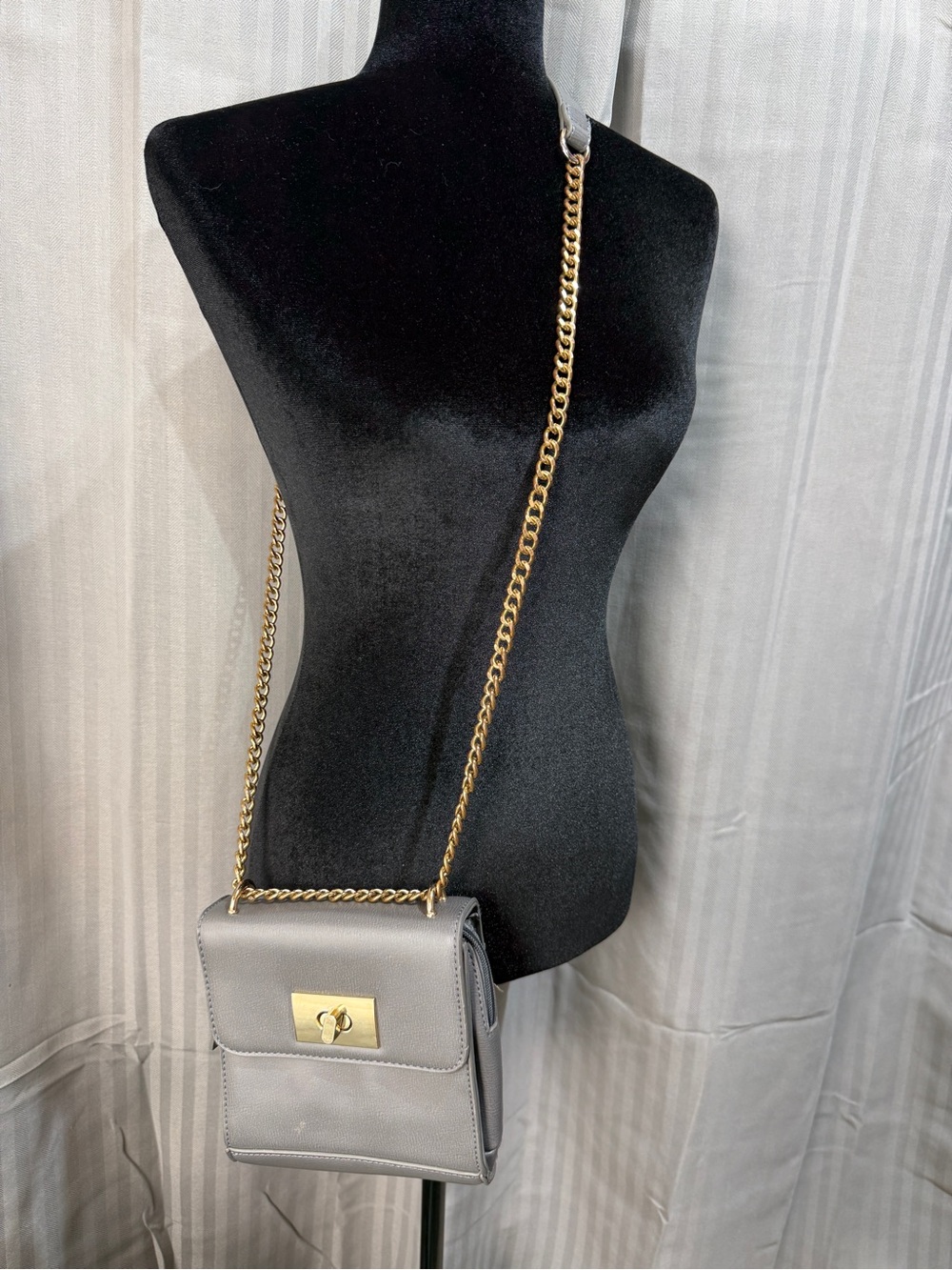 Carpisa Gray Crossbody Purse Gold Chain Turn Lock Structured Mini Bag